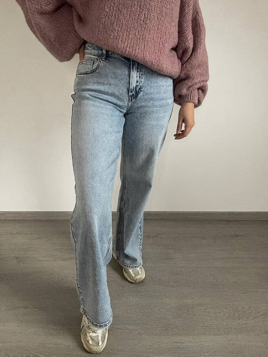 Wide leg jeans