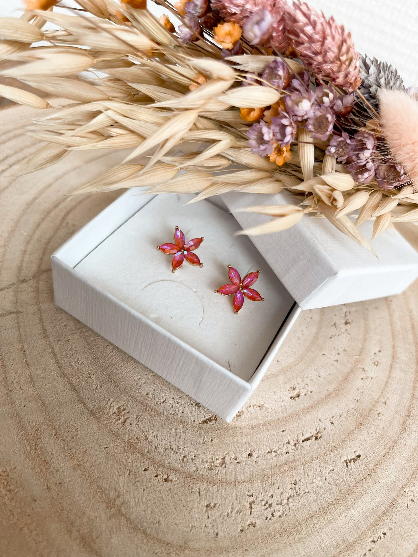 Statement earrings pink