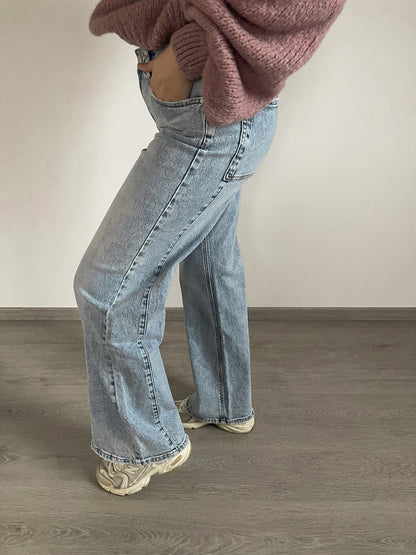 Wide leg jeans