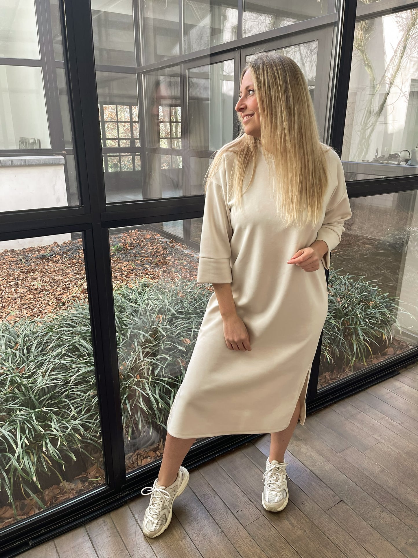 Soft aura dress beige