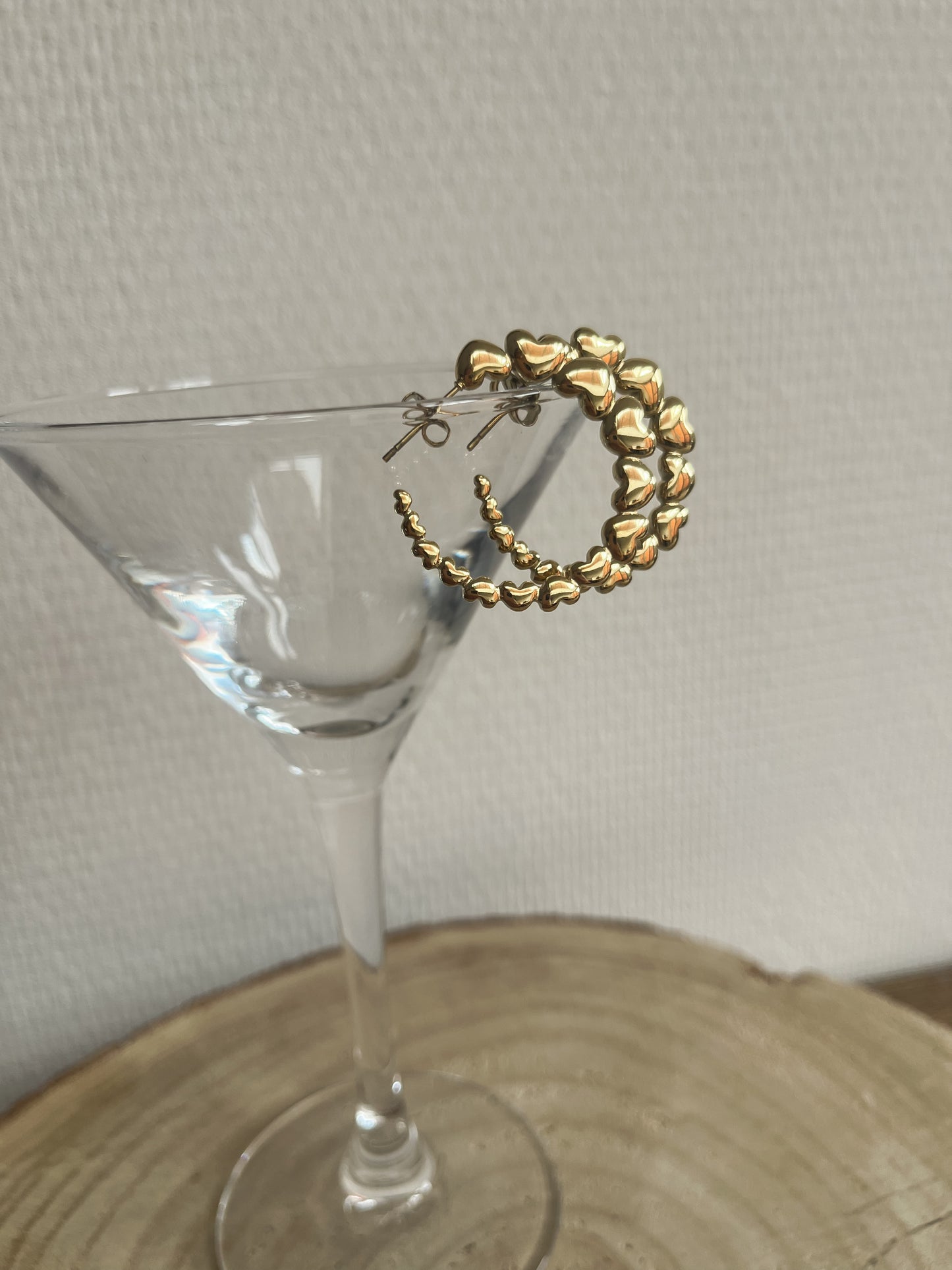 Amour hoops