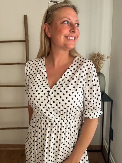 Mila dot dress