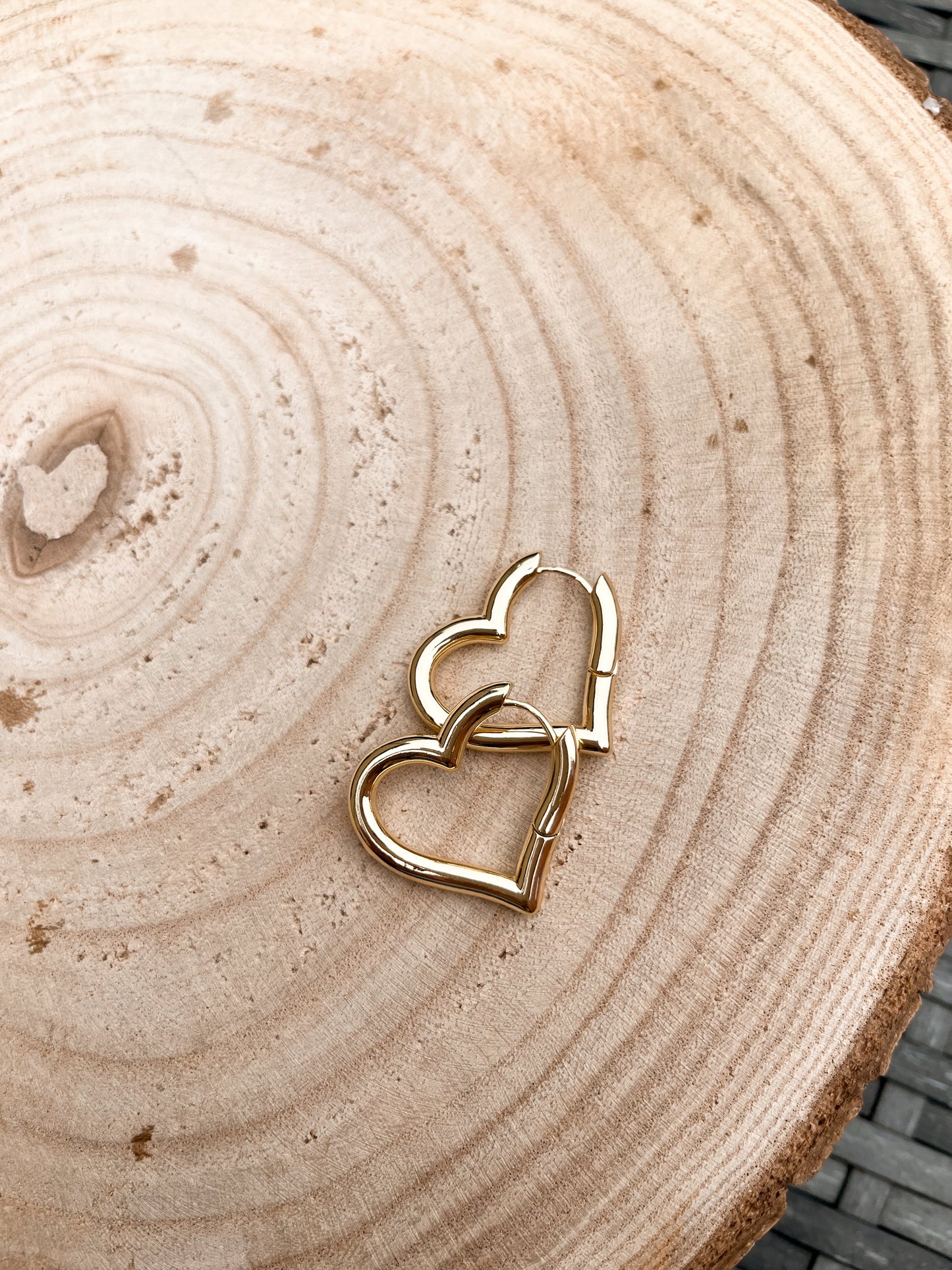 Earrings gold heart